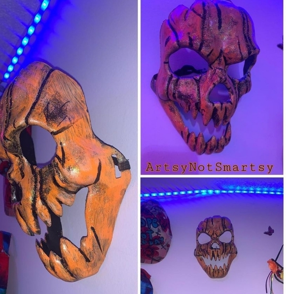 Mask - Picture 1 of 1